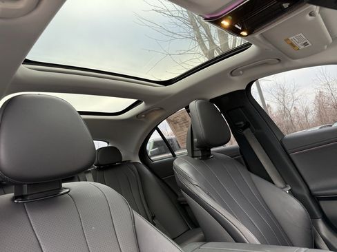 Used 2025 Mercedes-Benz E 350 E 350 image 43