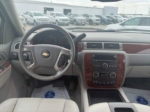 Used 2012 Chevrolet Avalanche LT w/ All-Star Edition AWD/4WD image 14
