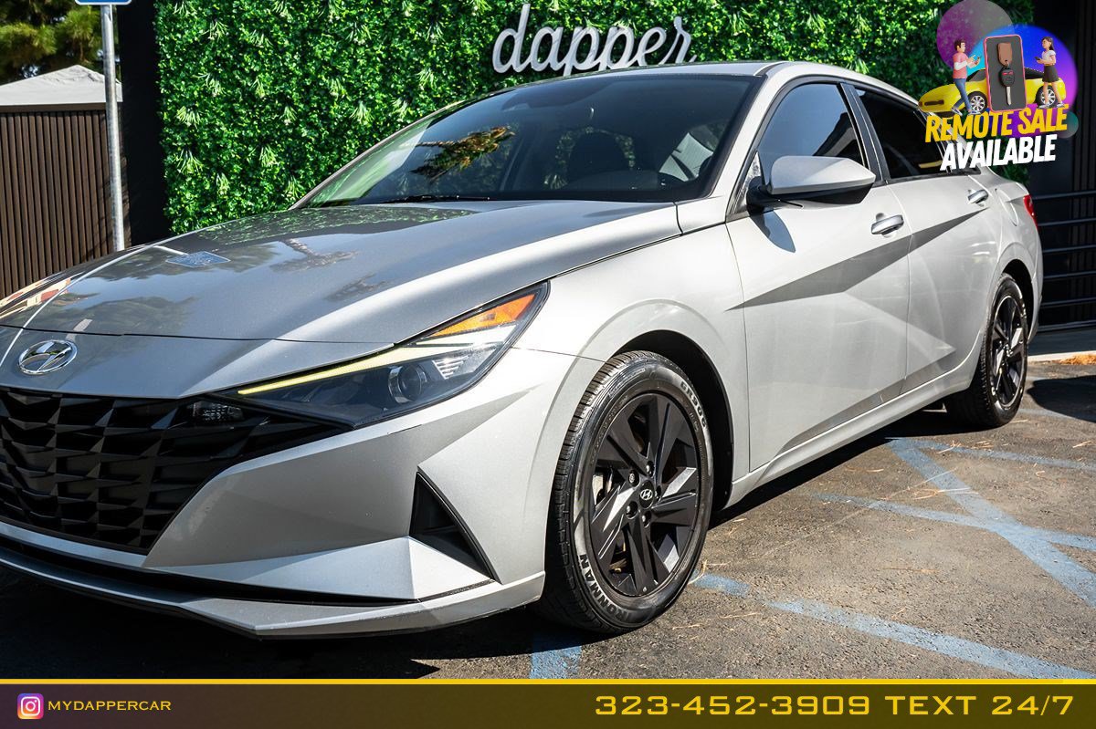 Used 2021 Hyundai Elantra SEL FWD image 2