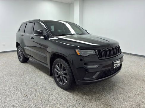 Used 2018 Jeep Grand Cherokee High Altitude image 2