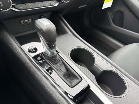 New 2026 Nissan Altima 2.5 SV FWD image 19