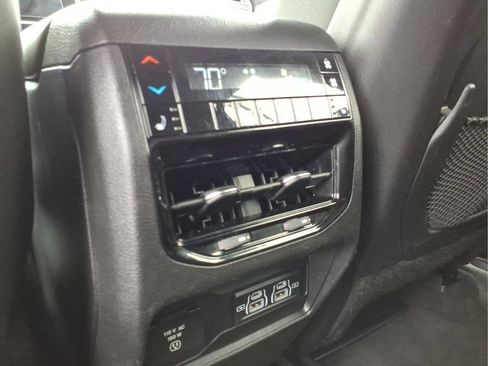 Used 2021 Jeep Grand Cherokee L Limited AWD/4WD image 21