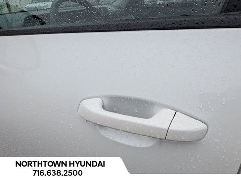 Used 2024 Kia Seltos LX image 35