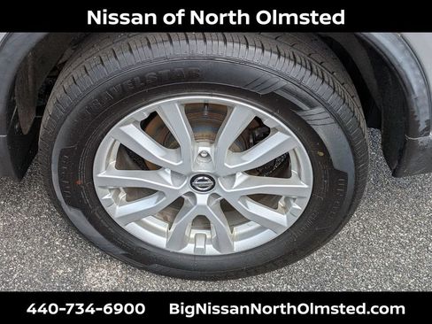 Used 2018 Nissan Rogue SV AWD/4WD image 28