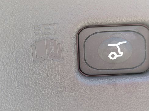 Used 2016 Lincoln MKX Reserve image 13