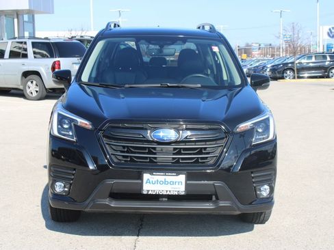 Used 2024 Subaru Forester Limited image 2