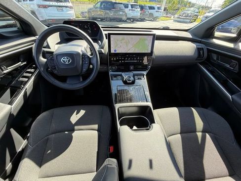 Used 2024 Toyota bZ4X AWD w/ Weather Package image 7