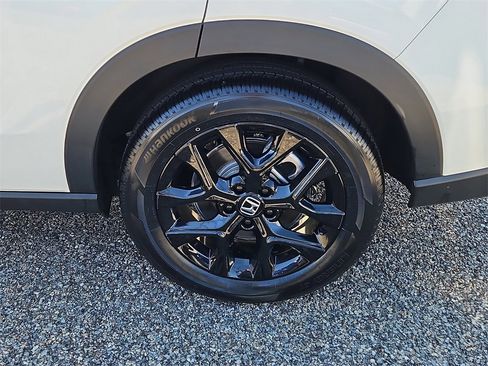 Certified 2024 Honda HR-V Sport image 8