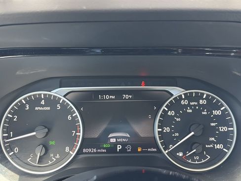 Used 2022 Nissan Pathfinder SV w/ SV Premium Package FWD image 19