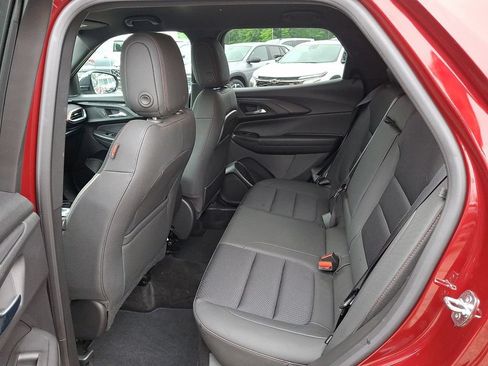 Used 2023 Chevrolet TrailBlazer RS AWD/4WD image 16