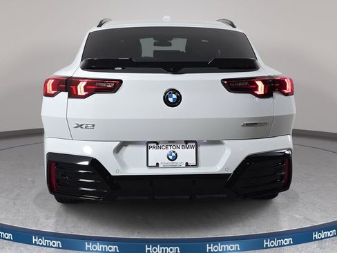 New 2026 BMW X2 xDrive28i AWD/4WD image 6