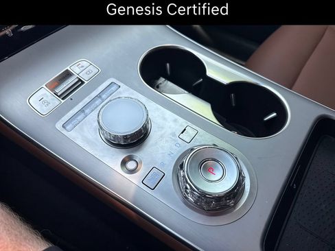 Certified 2026 Genesis GV70 2.5T Advanced AWD/4WD image 24
