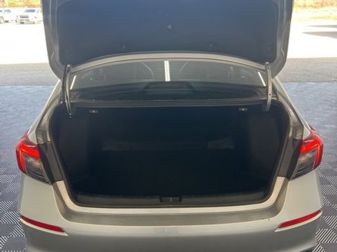 Certified 2025 Honda Civic Sport image 9