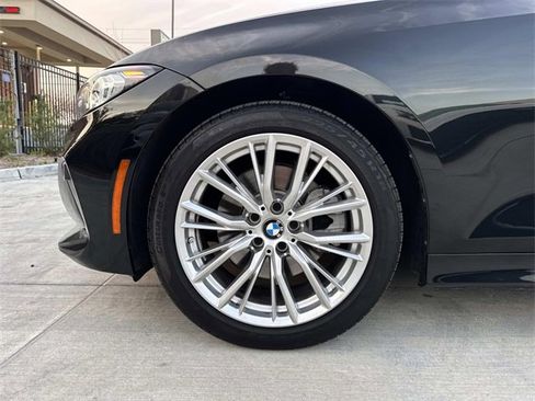 Used 2024 BMW 330i Sedan image 4