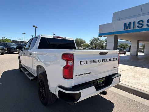 Used 2023 Chevrolet Silverado 1500 Custom w/ LPO, Dark Essentials Package RWD image 4