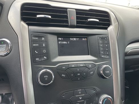 Used 2020 Ford Fusion S image 22