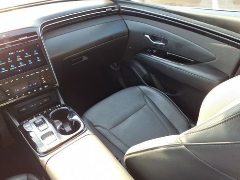 Used 2023 Hyundai Tucson Limited image 13