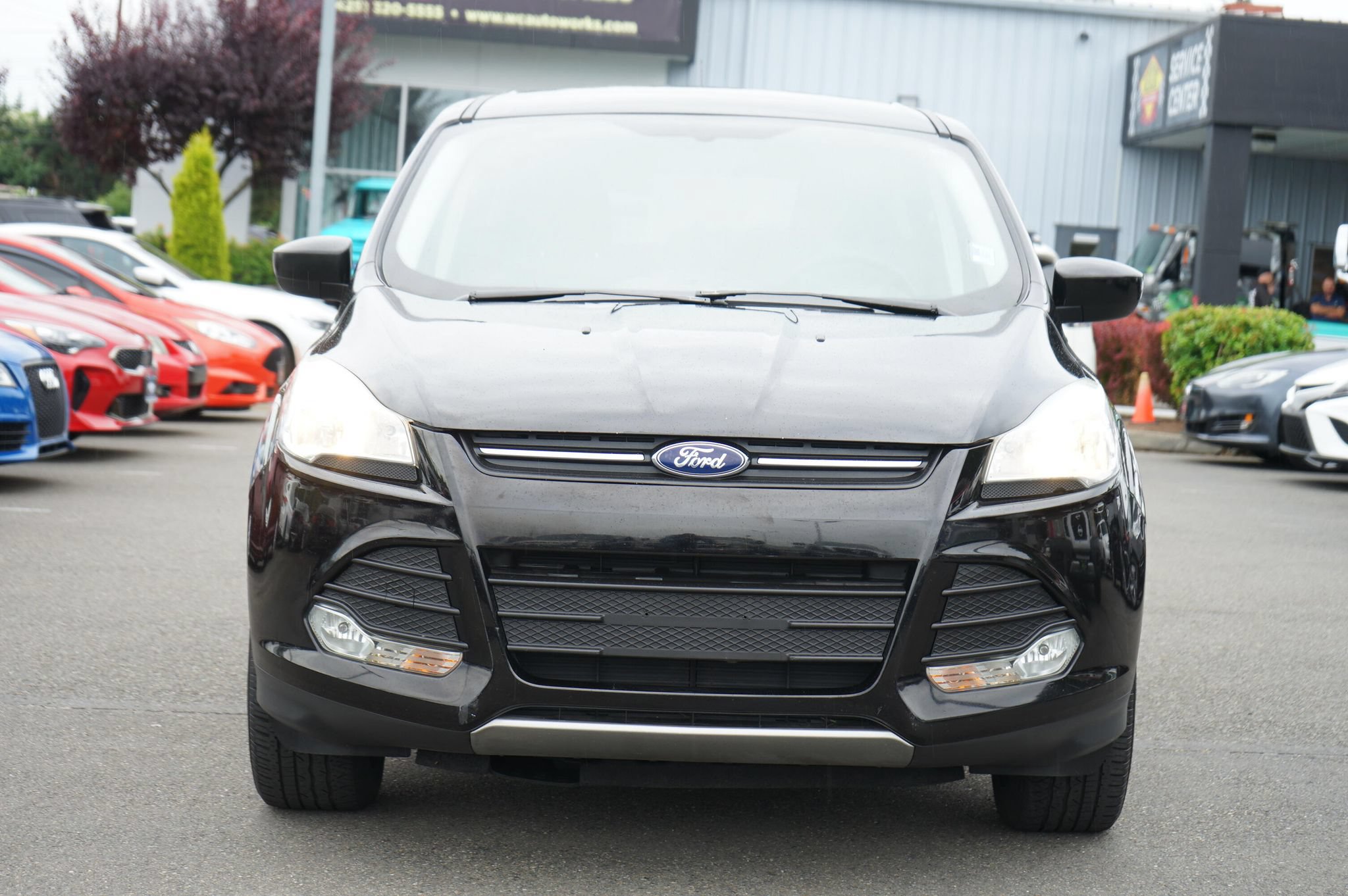 Used 2016 Ford Escape SE FWD image 8