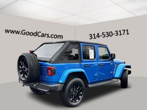 Used 2021 Jeep Wrangler Unlimited Sahara w/ Cold Weather Group image 2