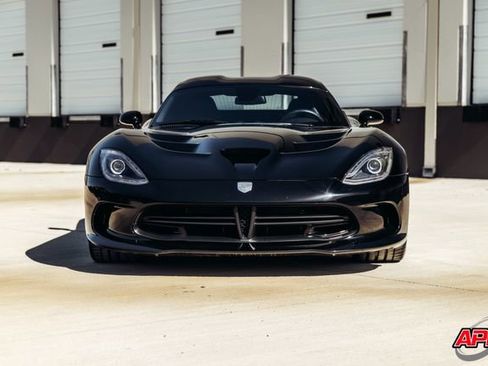Used 2017 Dodge Viper SRT-10 RWD image 12