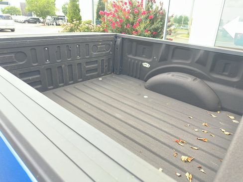 Used 2019 Ford F150 XL w/ Equipment Group 101A Mid AWD/4WD image 14