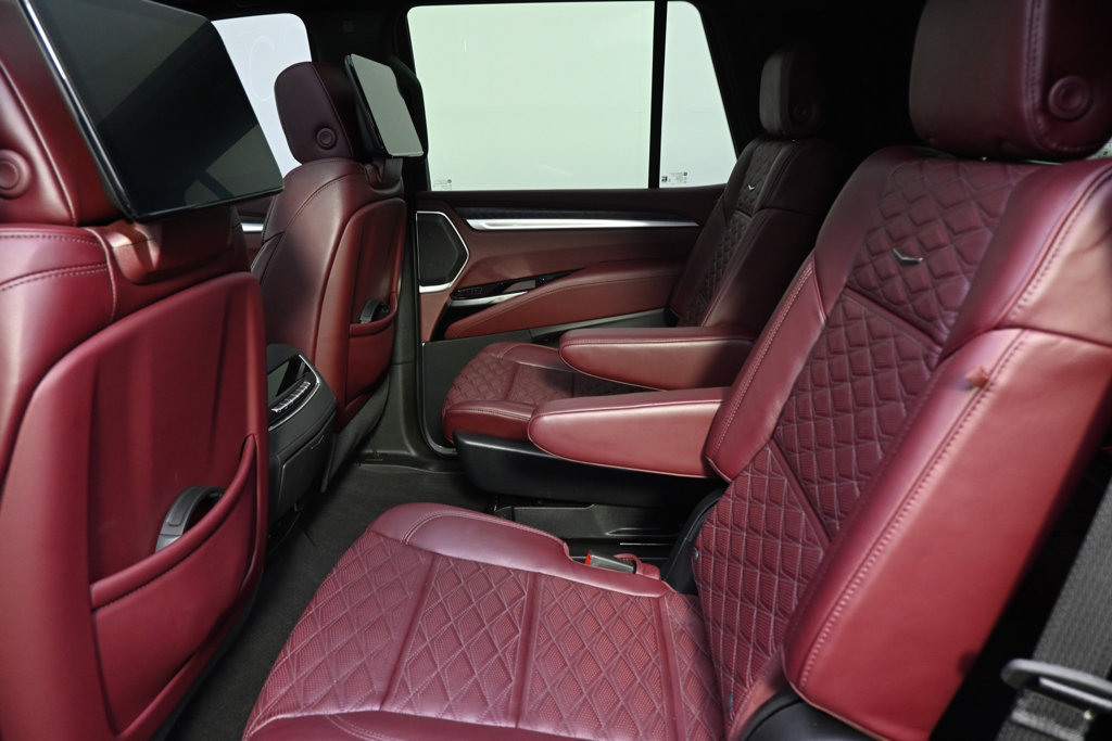 Used 2025 Cadillac Escalade Sport w/ Touring Package AWD/4WD image 21