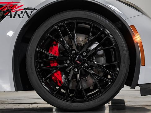 Used 2019 Chevrolet Corvette Z06 image 25