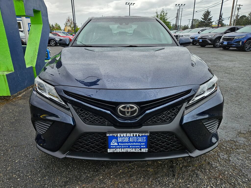 Used 2018 Toyota Camry SE FWD image 7
