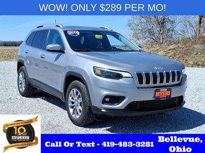 Used 2019 Jeep Cherokee Latitude Plus w/ Comfort/Convenience Group