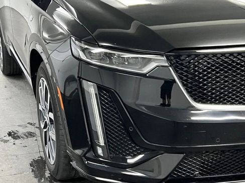 Certified 2023 Cadillac XT6 Sport w/ Platinum Package AWD/4WD image 10