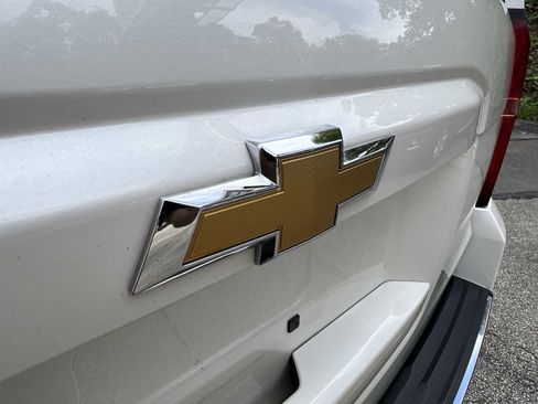 Used 2015 Chevrolet Suburban LTZ image 31