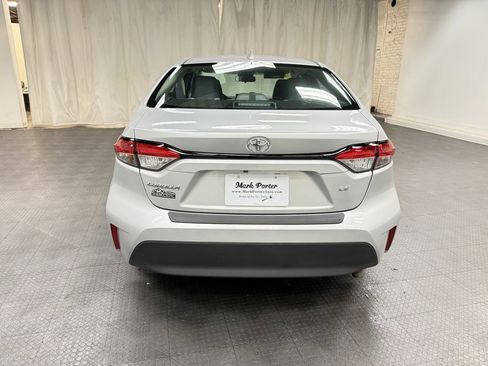 Used 2023 Toyota Corolla LE image 4