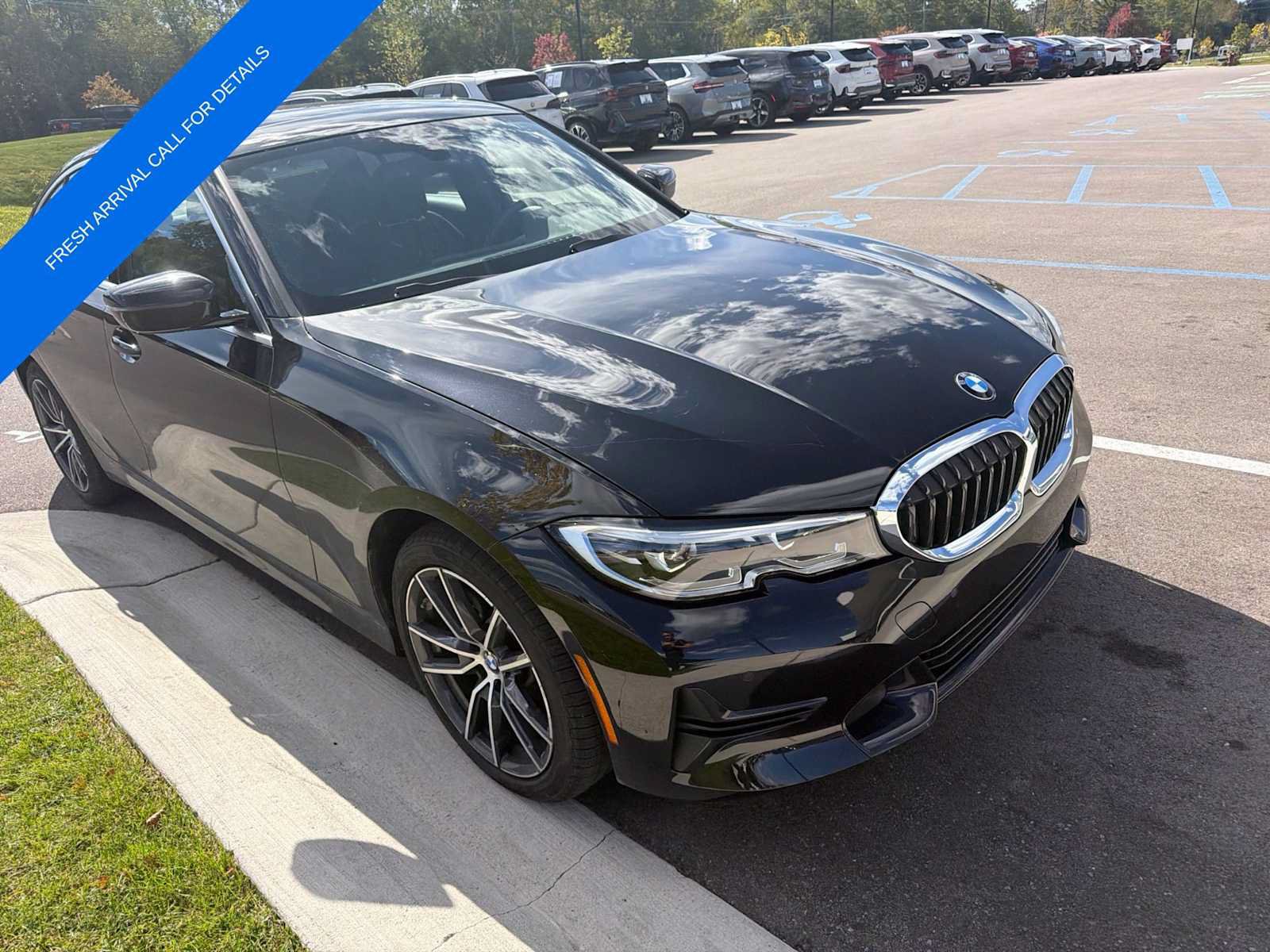Used 2019 BMW 330i xDrive Sedan w/ Convenience Package AWD/4WD image 2