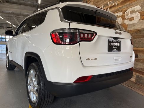 Used 2022 Jeep Compass Latitude image 20