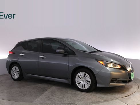 Used 2025 Nissan Leaf S FWD image 14