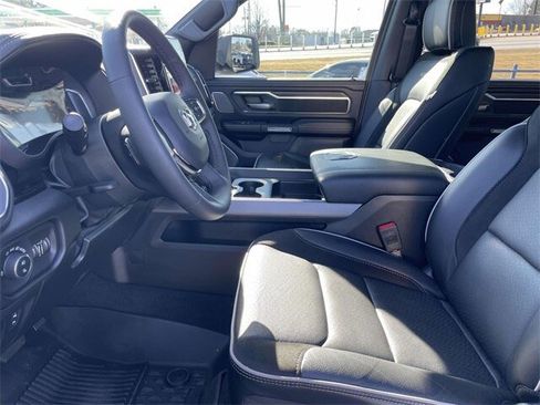 Used 2025 RAM 1500 Laramie w/ Night Edition image 17