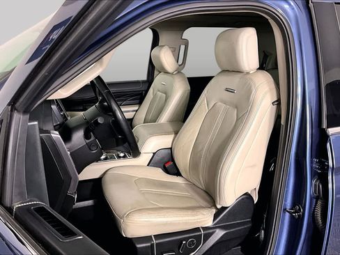 Used 2019 Ford Expedition Max Platinum AWD/4WD image 8