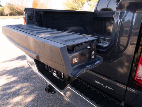 Used 2021 GMC Sierra 1500 SLT w/ SLT Premium Package image 10