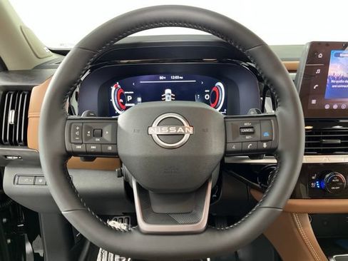 New 2026 Nissan Pathfinder Platinum FWD image 21
