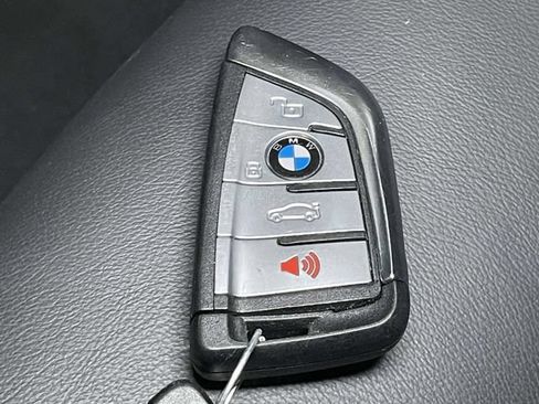 Used 2021 BMW X6 xDrive40i w/ M Sport Package AWD/4WD image 45