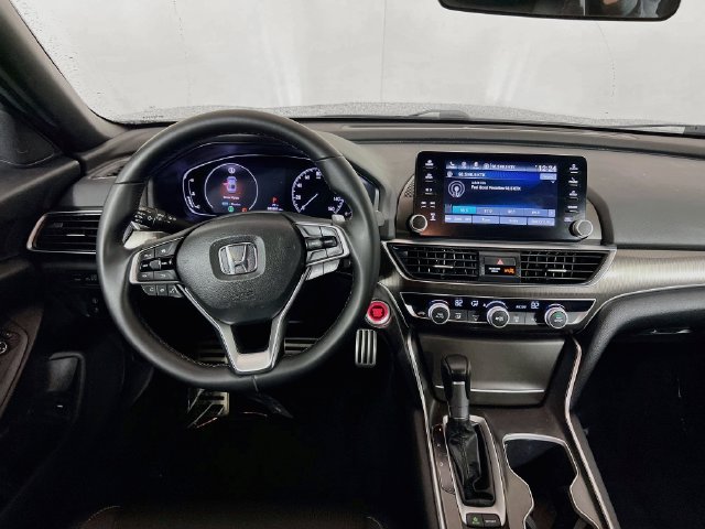 Used 2019 Honda Accord Sport image 16