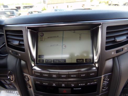 Used 2008 Lexus LX 570 4WD image 29