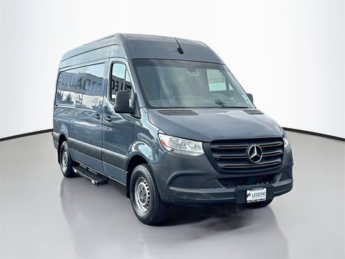 Used 2019 Mercedes-Benz Sprinter 144 image 3