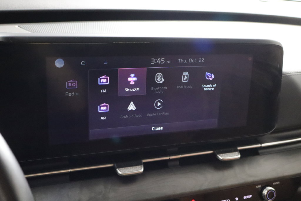 Used 2024 Kia Carnival SX FWD image 35