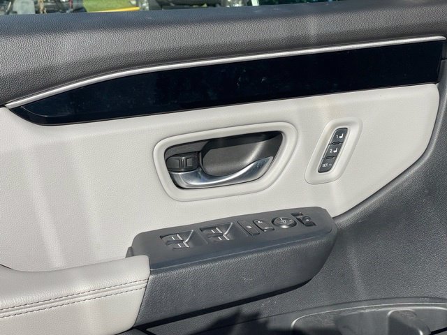 Used 2024 Honda Pilot Touring image 14