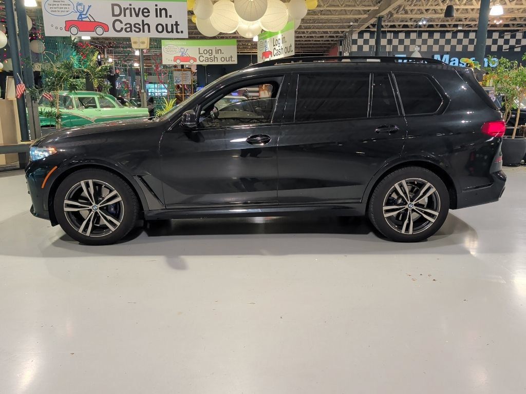 Used 2021 BMW X7 xDrive40i w/ M Sport Package AWD/4WD image 18