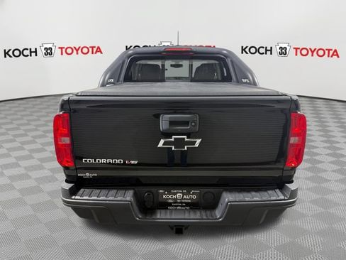 Used 2019 Chevrolet Colorado ZR2 w/ ZR2 Midnight Special Edition AWD/4WD image 7