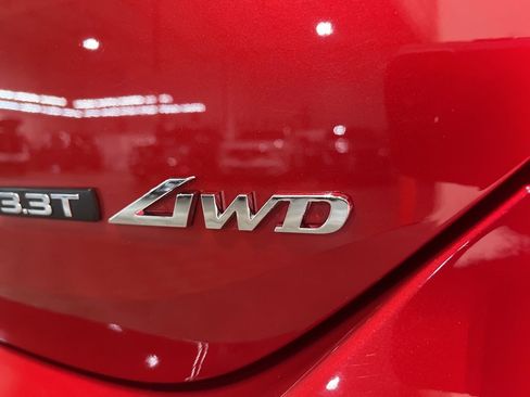 Used 2023 Genesis G70 3.3T w/ Sport Prestige Package image 28