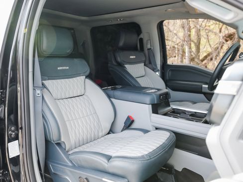 Used 2024 Ford F250 Limited image 30