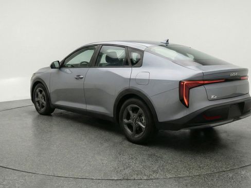 Used 2025 Kia K4 FWD image 6